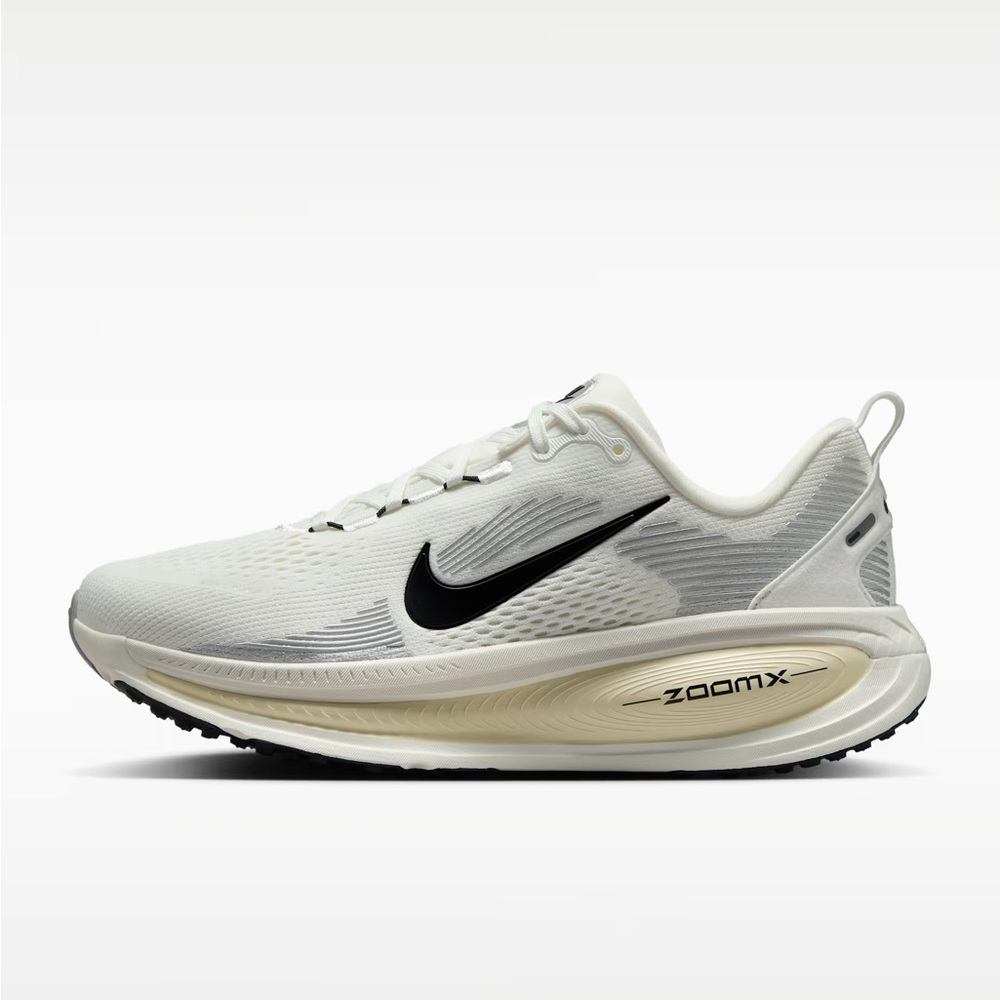 Nike Vomero 18 Road Running Shoes